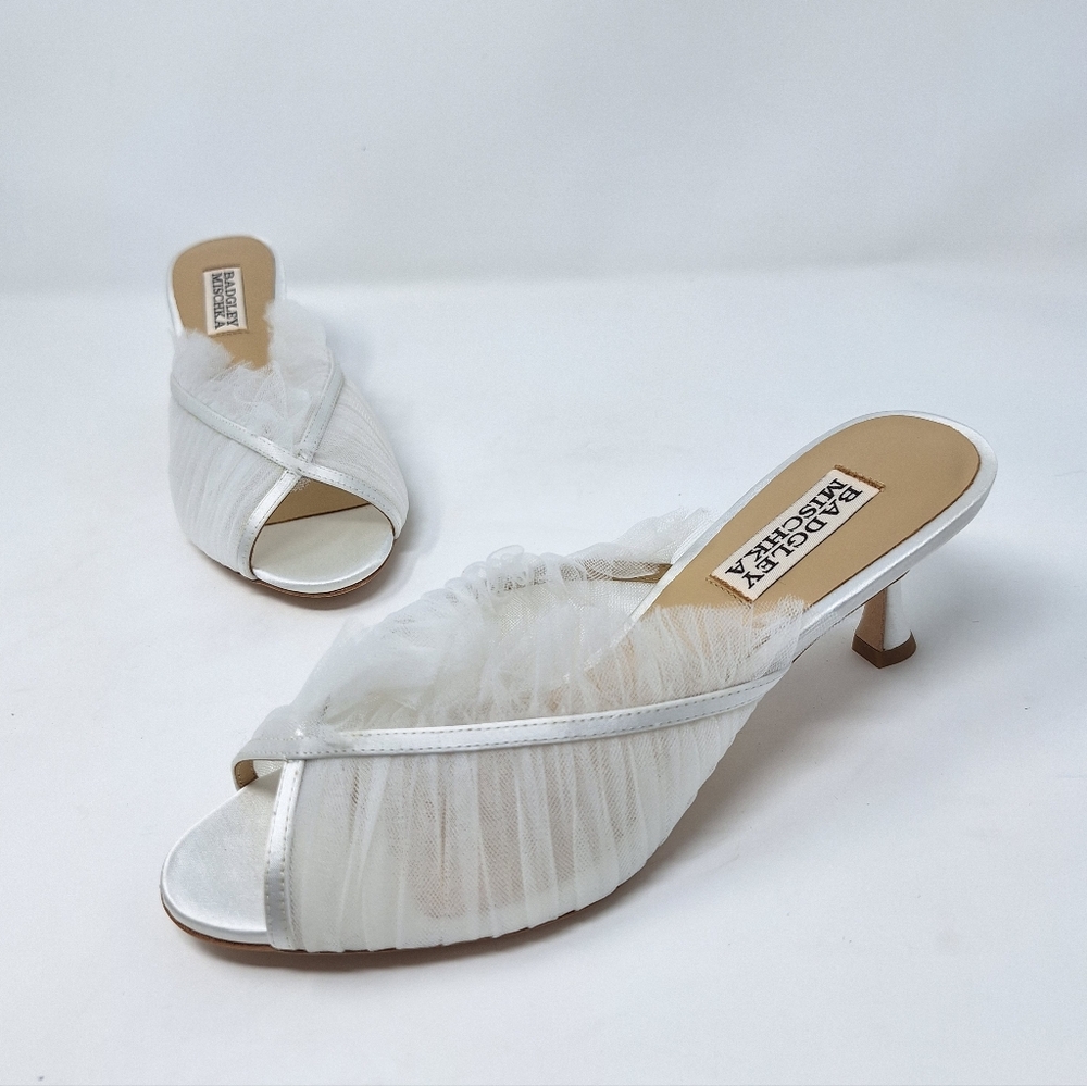 Badgley Mischka White Silk Satin Tulle Open Toe Kitten Heel Wedding Mule Shoe